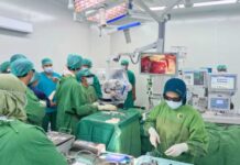 RS Adam Malik Dampingi Operasi Clipping Aneurisma Perdana di RSU Haji Medan